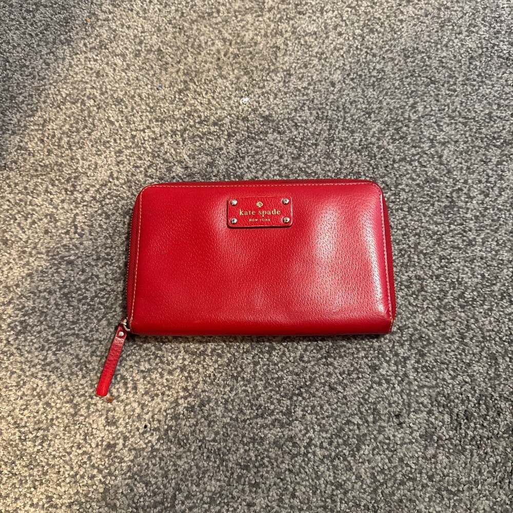 Kate Spade Layton Wellesley Leather Zip Around Wristlet Wallet Pillbox Red